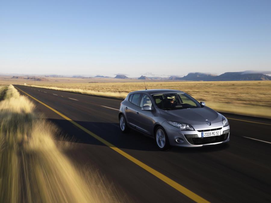  Renault Megane 2008 года  (фото 101 из 146)